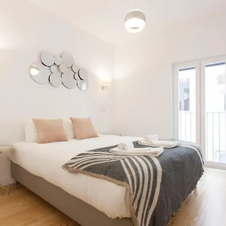 Apartment Mouraria Blue Three-bedroom W/ Parking - By Lu Holidays *