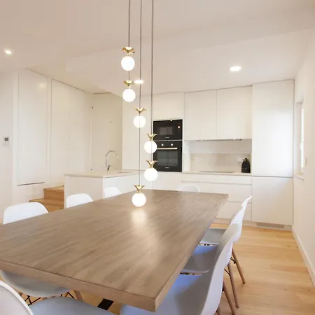 Mouraria Blue Three-bedroom W/ Parking - By Lu Holidays * Lisboa